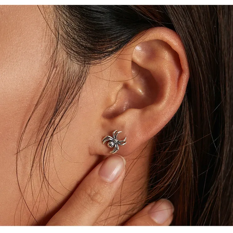 Bamoer 925 Sterling Silver Spider Skull Stud Earrings