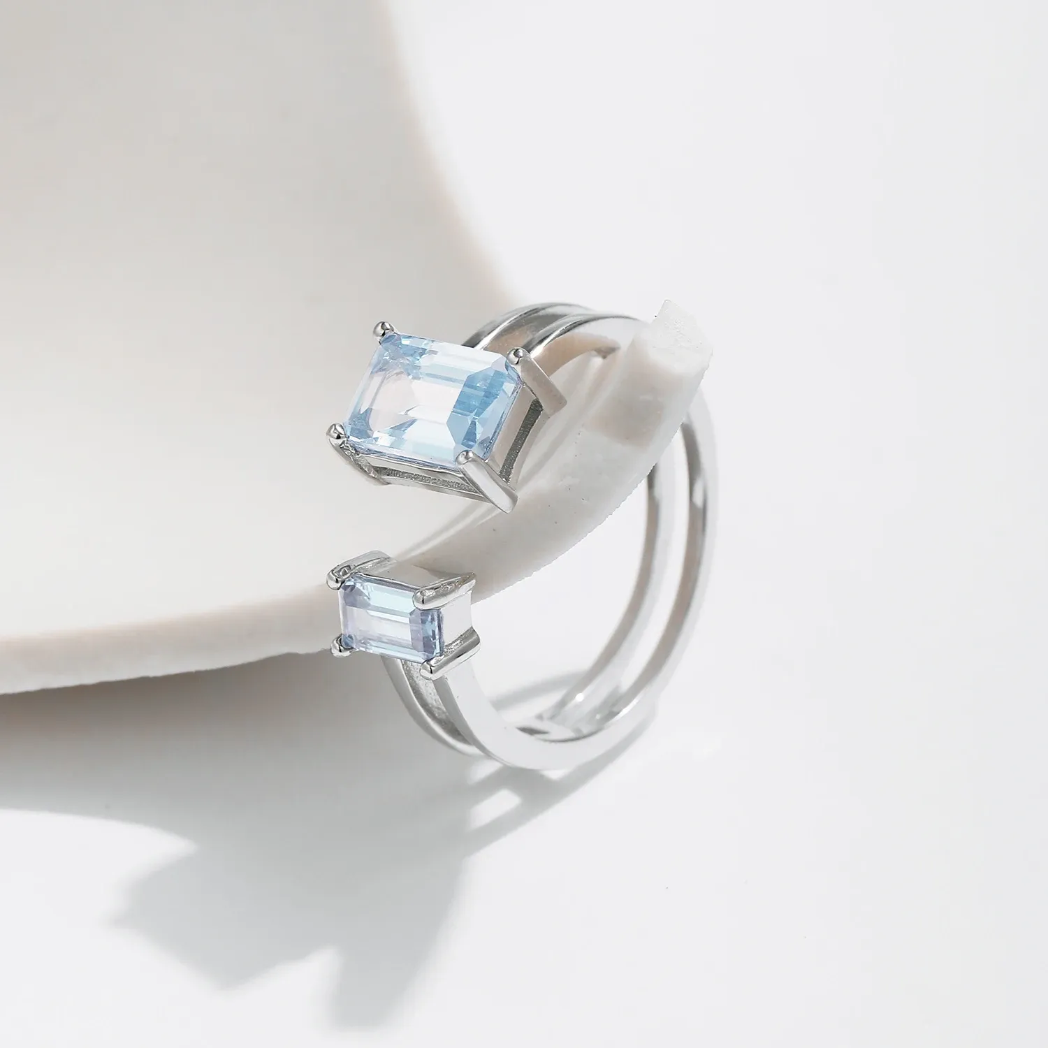 Modian 925 Sterling Silver Light Blue Emerald-Cut CZ Adjustable Ring