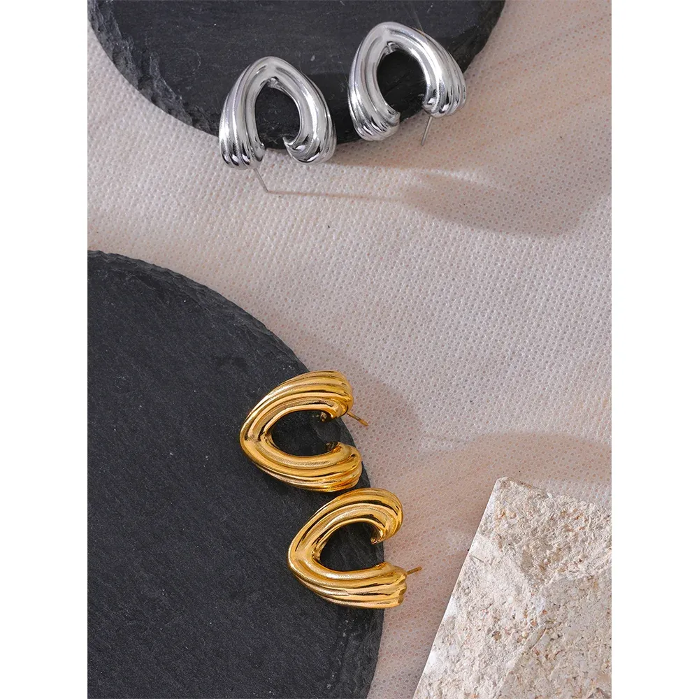Yhpup Waterproof Heart Stud Earrings in PVD Gold Steel