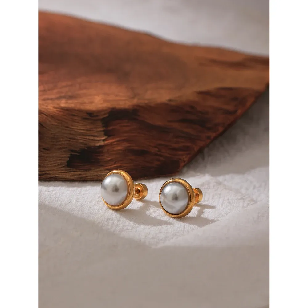 Yhpup Gold-Plated Pearl Screw-Back Stud Earrings