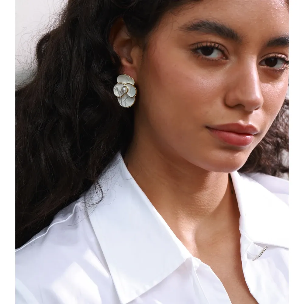 Yhpup Floral Pearl Stud Earrings in Gold Stainless Steel