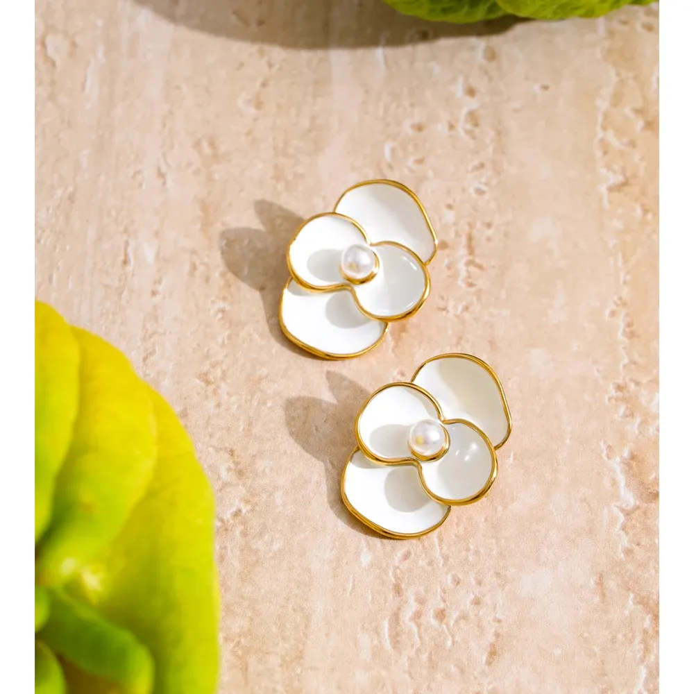 Yhpup Floral Pearl Stud Earrings in Gold Stainless Steel