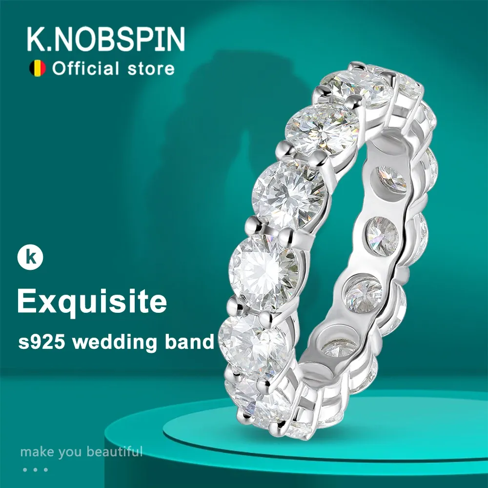 Knobspin D VVS1 Moissanite Sterling Silver Ring