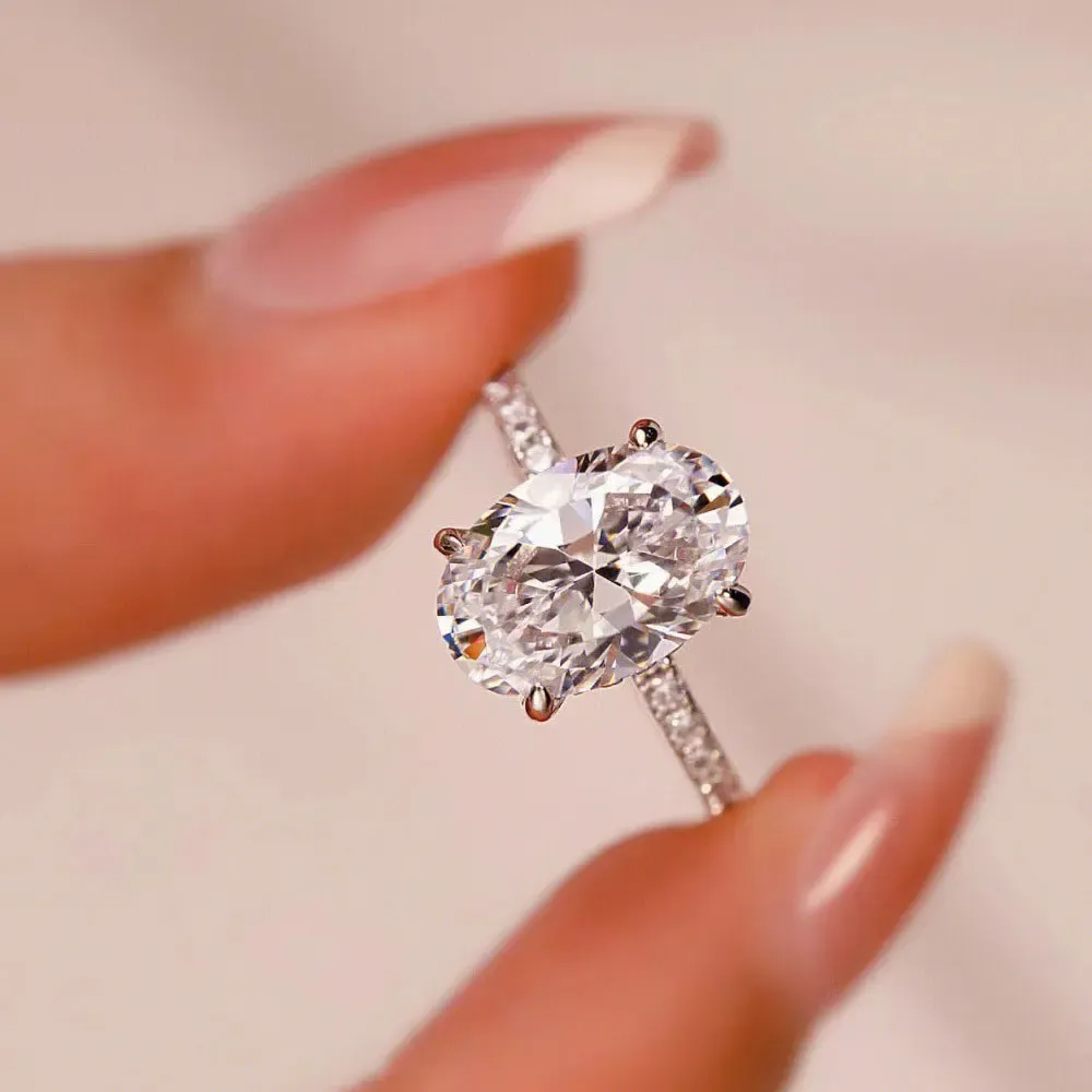 Knobspin Certified Oval Moissanite Sterling Silver Ring