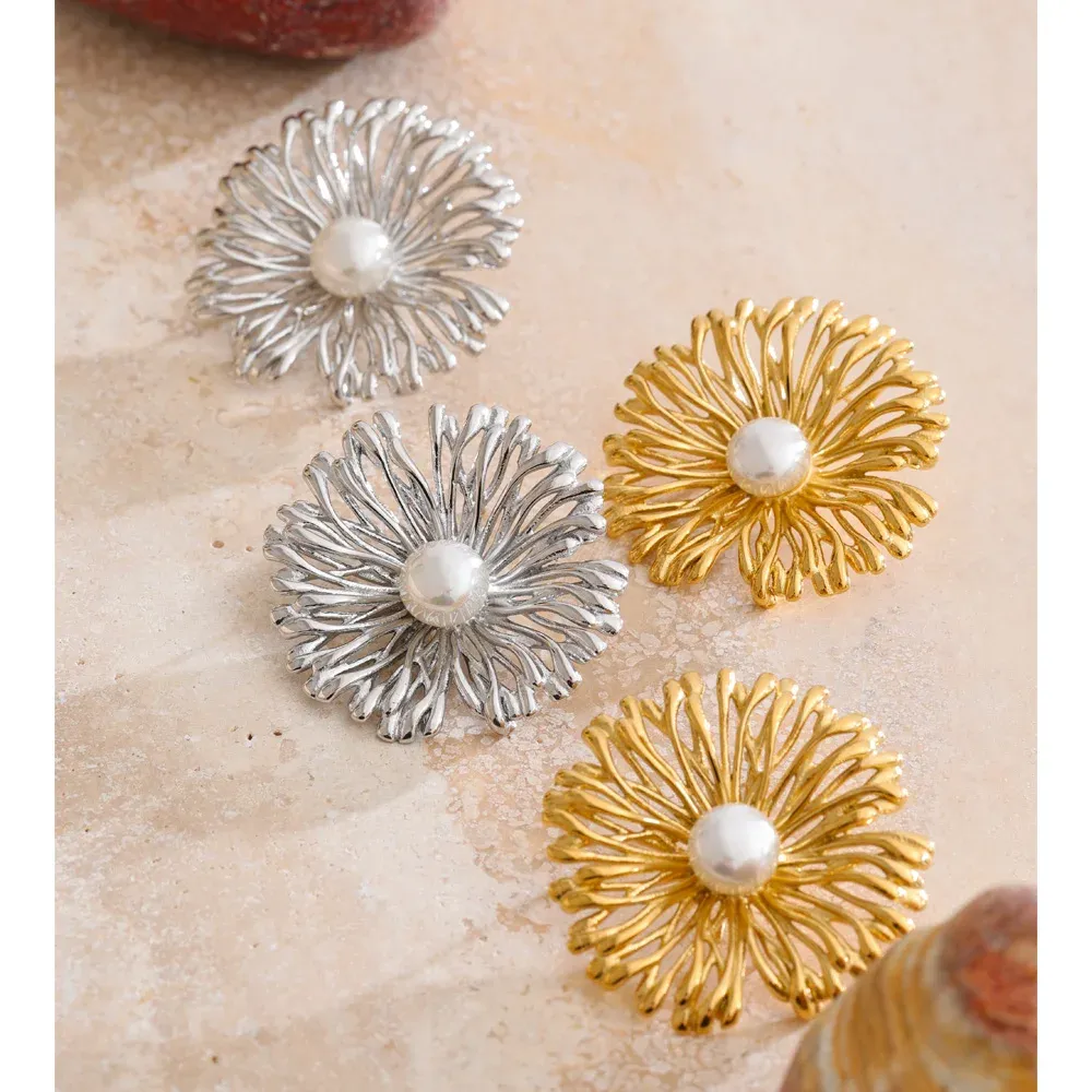 Yhpup Pearl Flower Stainless Steel Stud Earrings