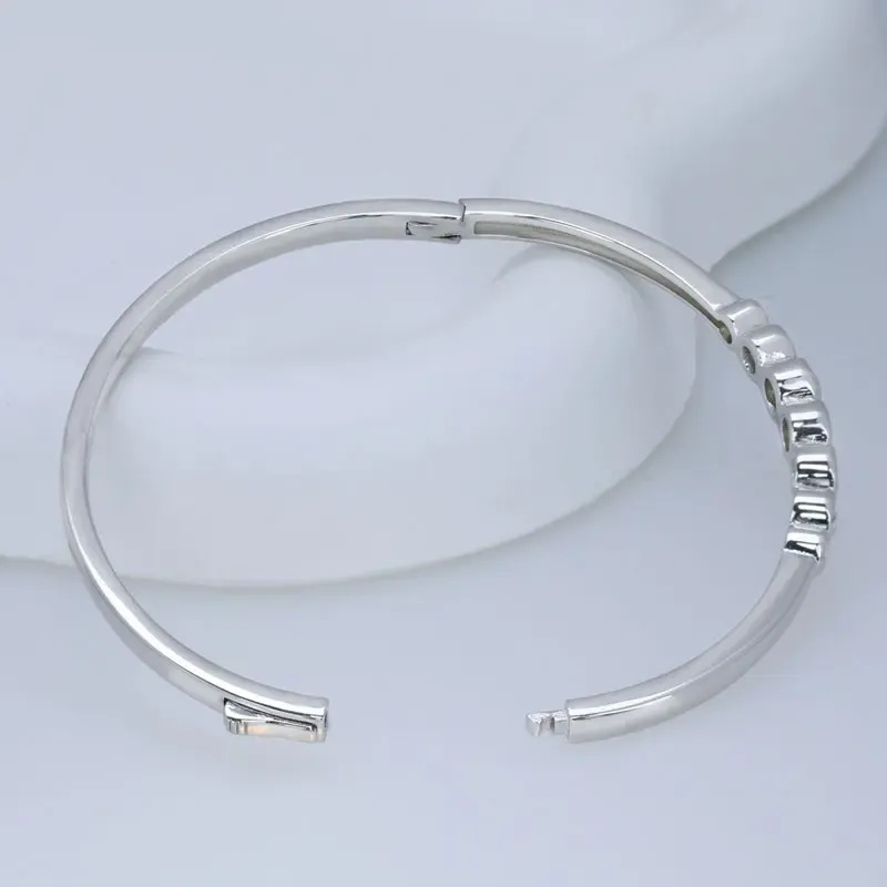 Knobspin 925 Sterling Silver Moissanite Bangle for Women