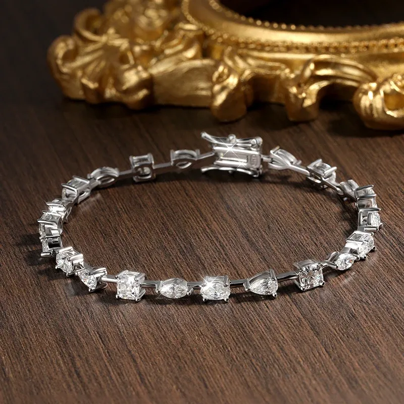 Knobspin Moissanite Tennis Bracelet in 925 Sterling Silver